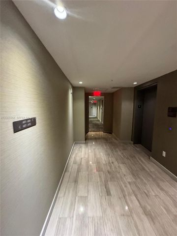 1010 SW 2nd Ave 607, Miami, FL 33130