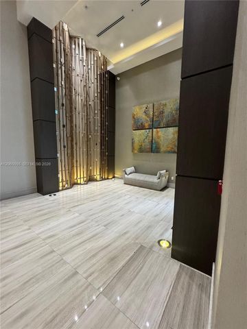 1010 SW 2nd Ave 607, Miami, FL 33130