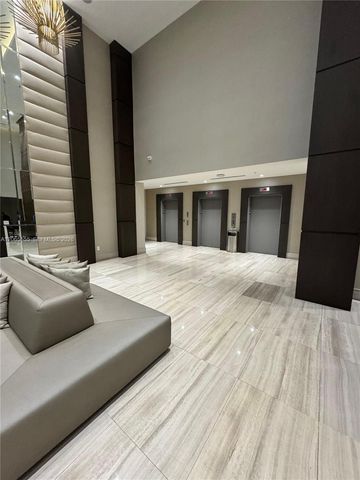 1010 SW 2nd Ave 607, Miami, FL 33130