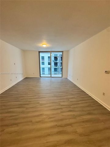 1010 SW 2nd Ave 607, Miami, FL 33130