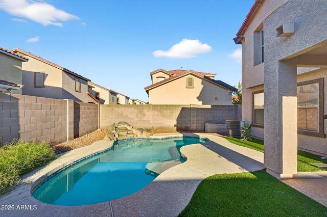 2637 S SOUTHWIND Drive, Gilbert, AZ 85295