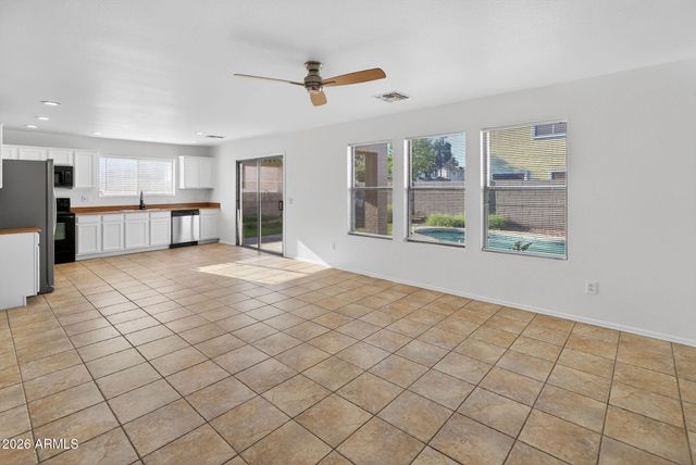 2637 S SOUTHWIND Drive, Gilbert, AZ 85295