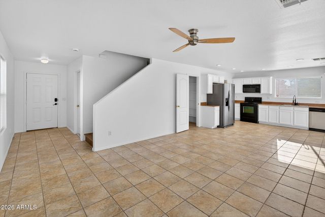 2637 S SOUTHWIND Drive, Gilbert, AZ 85295