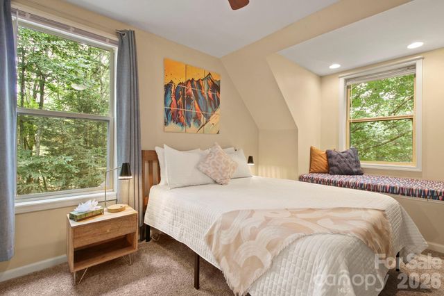 132 Heather Lane, Banner Elk, NC 28604