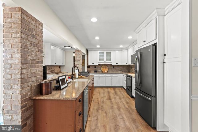 6265 TOWNSEND DR, King George, VA 22485