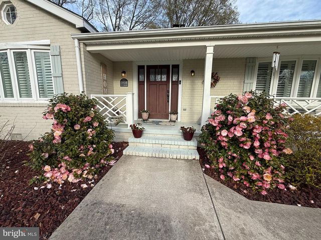 6265 TOWNSEND DR, King George, VA 22485