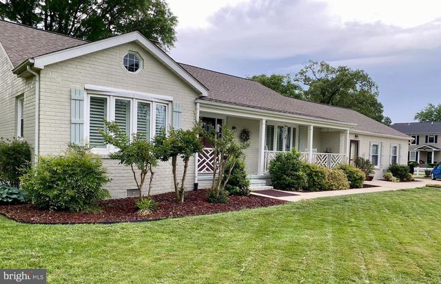 6265 TOWNSEND DR, King George, VA 22485