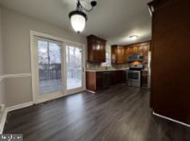 7301 DREW LN, Fredericksburg, VA 22407