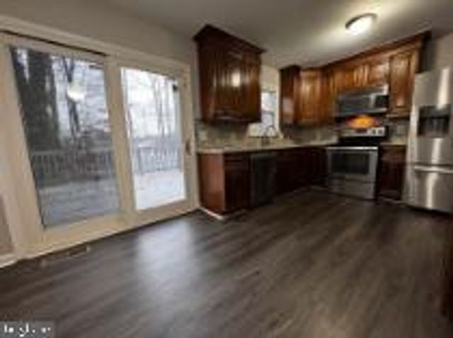 7301 DREW LN, Fredericksburg, VA 22407