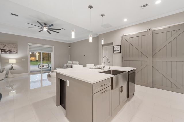 2143 SE 137th Way, Okeechobee, FL 34974