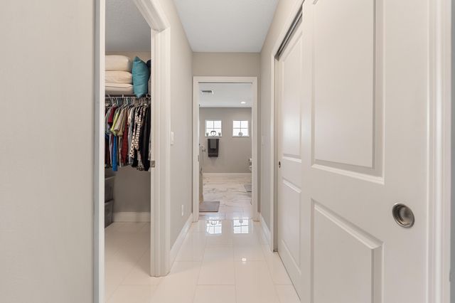 2143 SE 137th Way, Okeechobee, FL 34974