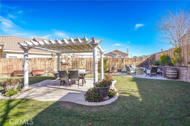 12206 San Ysidro St., Victorville, CA 92392