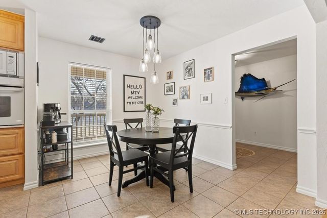 11952 N Woodlands Circle, Kingston, OK 73439