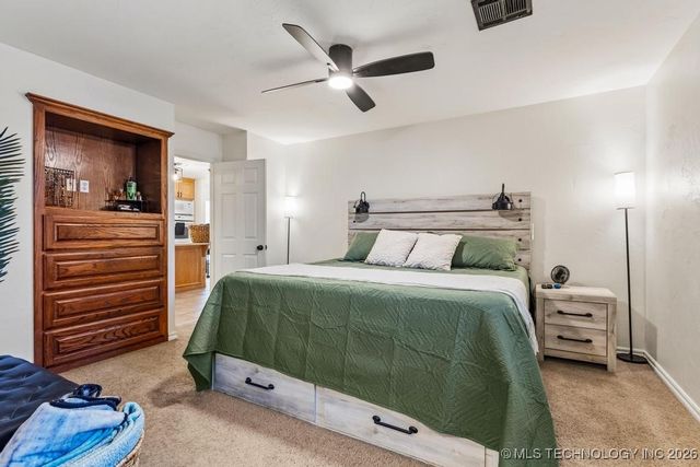 11952 N Woodlands Circle, Kingston, OK 73439