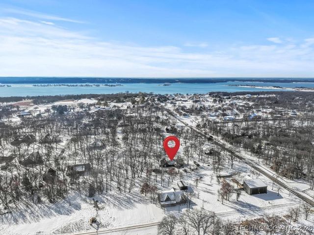 11952 N Woodlands Circle, Kingston, OK 73439