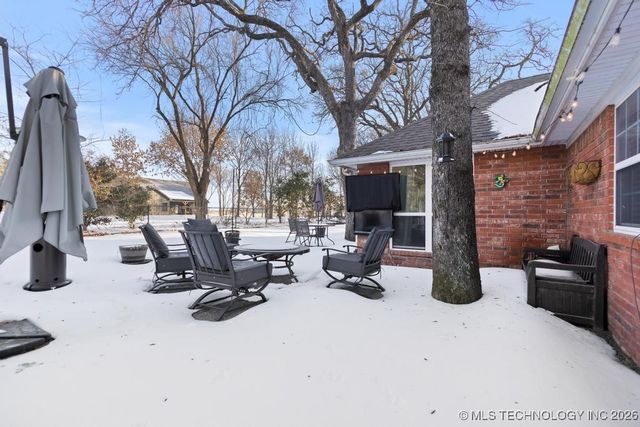 11952 N Woodlands Circle, Kingston, OK 73439