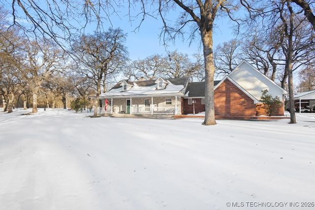 11952 N Woodlands Circle, Kingston, OK 73439