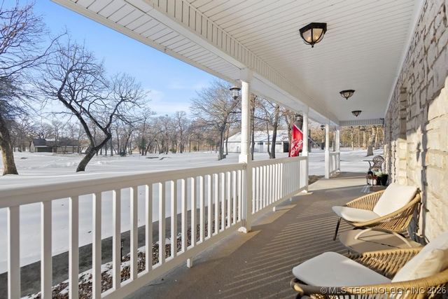 11952 N Woodlands Circle, Kingston, OK 73439