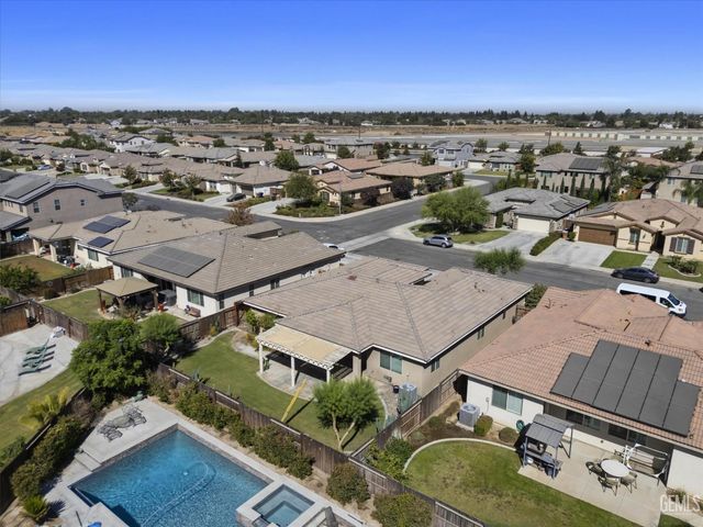 15027 Chatsworth Avenue, Bakersfield, CA 93314