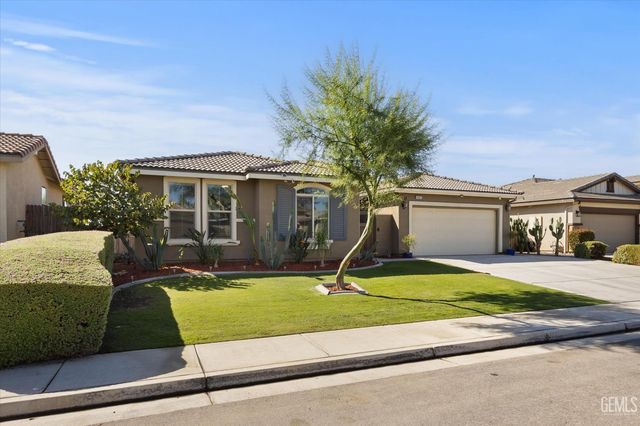 15027 Chatsworth Avenue, Bakersfield, CA 93314