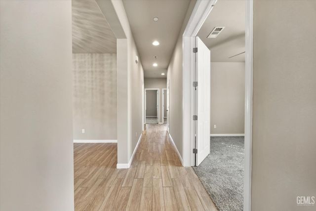15027 Chatsworth Avenue, Bakersfield, CA 93314