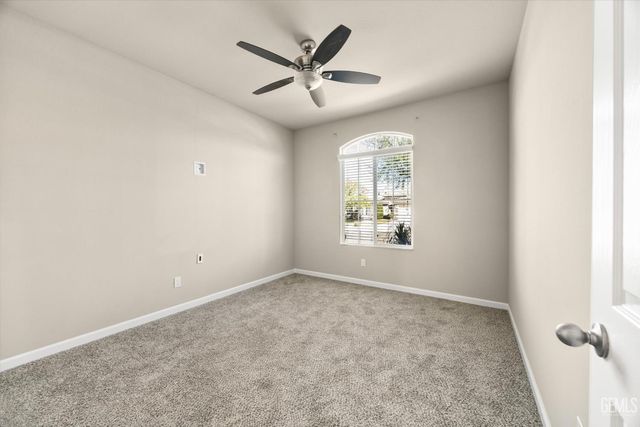 15027 Chatsworth Avenue, Bakersfield, CA 93314