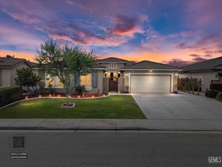 15027 Chatsworth Avenue, Bakersfield, CA 93314