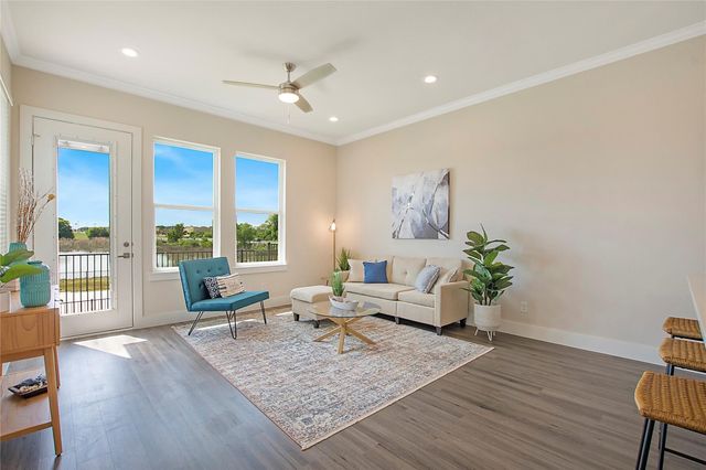 1319 W Main Street 17, Gun Barrel City, TX 75156