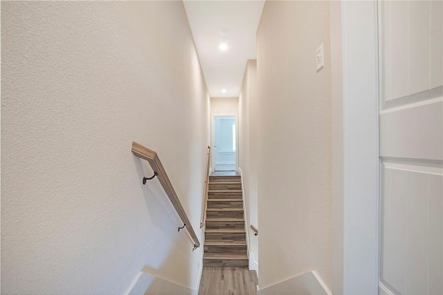 1319 W Main Street 17, Gun Barrel City, TX 75156