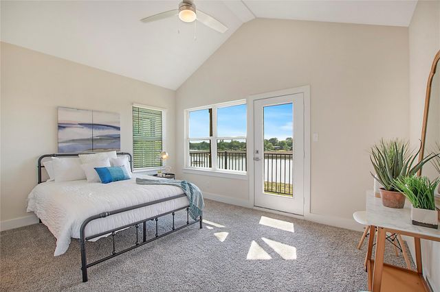 1319 W Main Street 17, Gun Barrel City, TX 75156