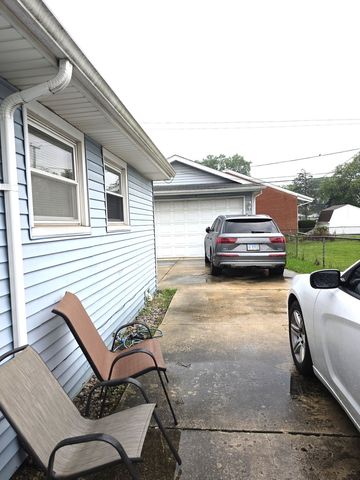 16560 S Honore Avenue, Markham, IL 60428
