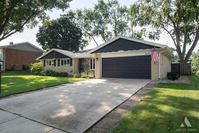 8545 Walnut Avenue, Orland Park, IL 60462
