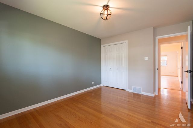 8545 Walnut Avenue, Orland Park, IL 60462