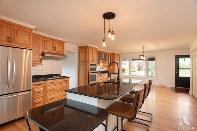 8545 Walnut Avenue, Orland Park, IL 60462