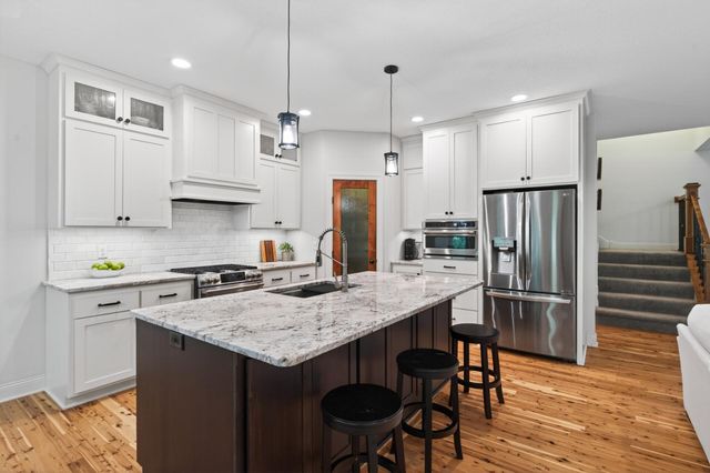 406 Rambling Creek Circle SE, Saint Michael, MN 55376