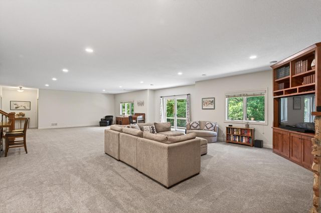 406 Rambling Creek Circle SE, Saint Michael, MN 55376