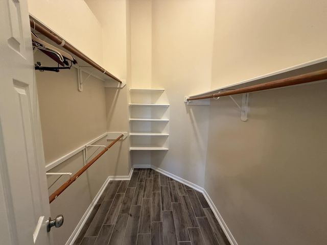 207 Cedar Lake Drive, League City, TX 77573