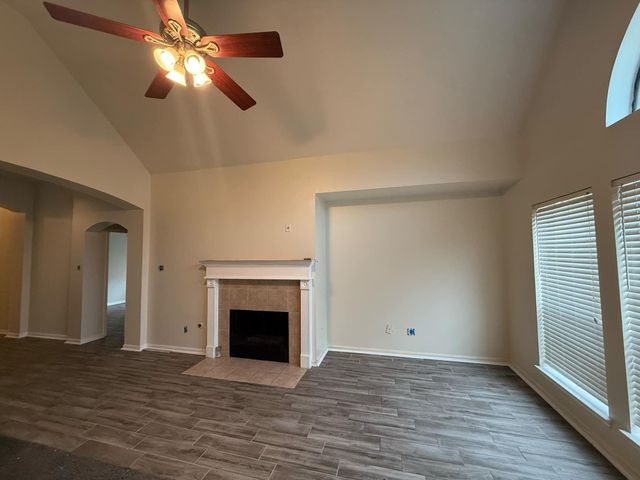 207 Cedar Lake Drive, League City, TX 77573