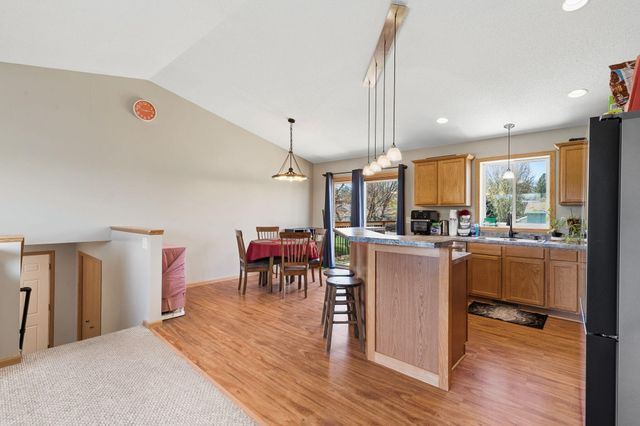 1140 Eulaine Circle, Hammond, WI 54015