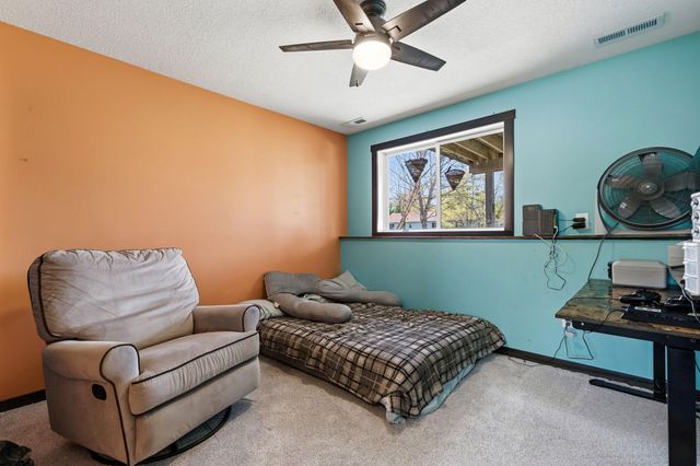 1140 Eulaine Circle, Hammond, WI 54015