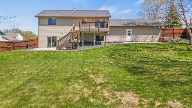 1140 Eulaine Circle, Hammond, WI 54015
