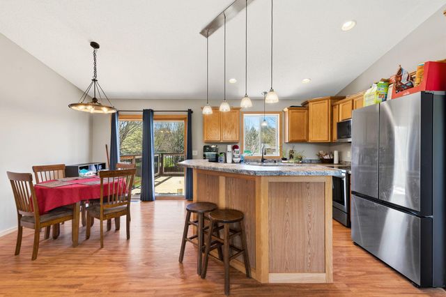 1140 Eulaine Circle, Hammond, WI 54015