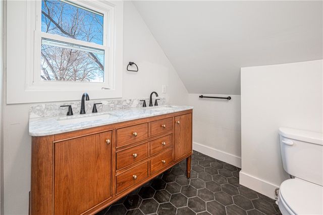 402 N Maxwell Street, Siloam Springs, AR 72761