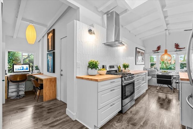 17 Araby St, Palm Springs, CA 92264