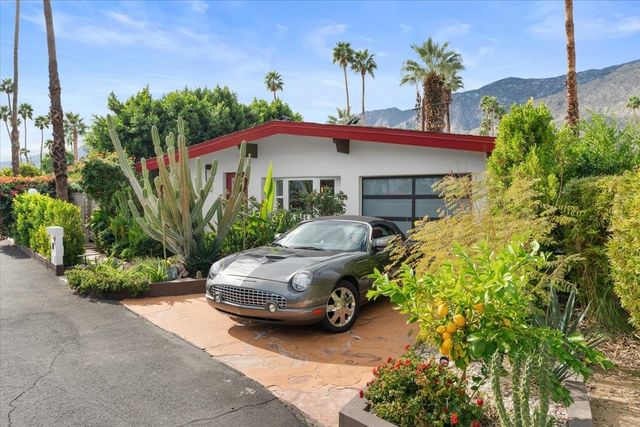 17 Araby St, Palm Springs, CA 92264