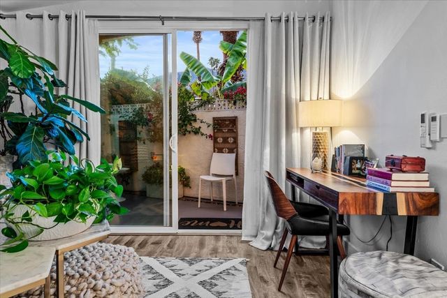 17 Araby St, Palm Springs, CA 92264