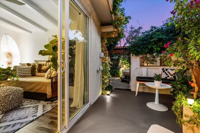 17 Araby St, Palm Springs, CA 92264