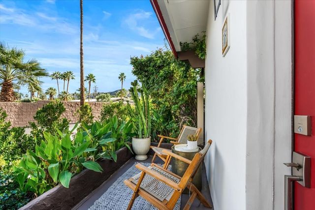 17 Araby St, Palm Springs, CA 92264