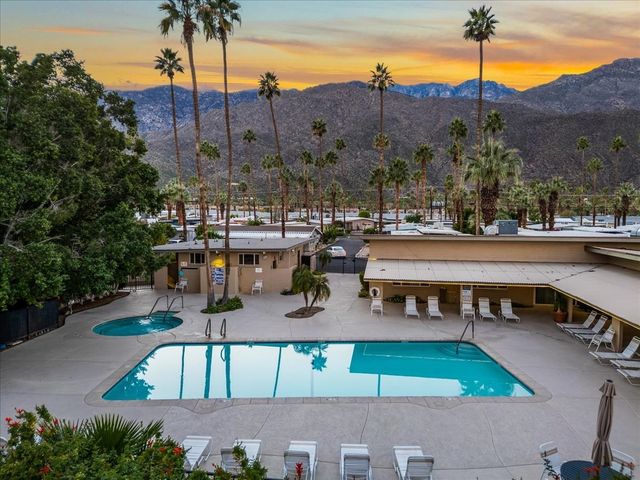 17 Araby St, Palm Springs, CA 92264