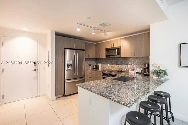 5350 NW 84th Ave 403, Doral, FL 33166
